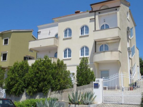 Apartments Villa Urbajs